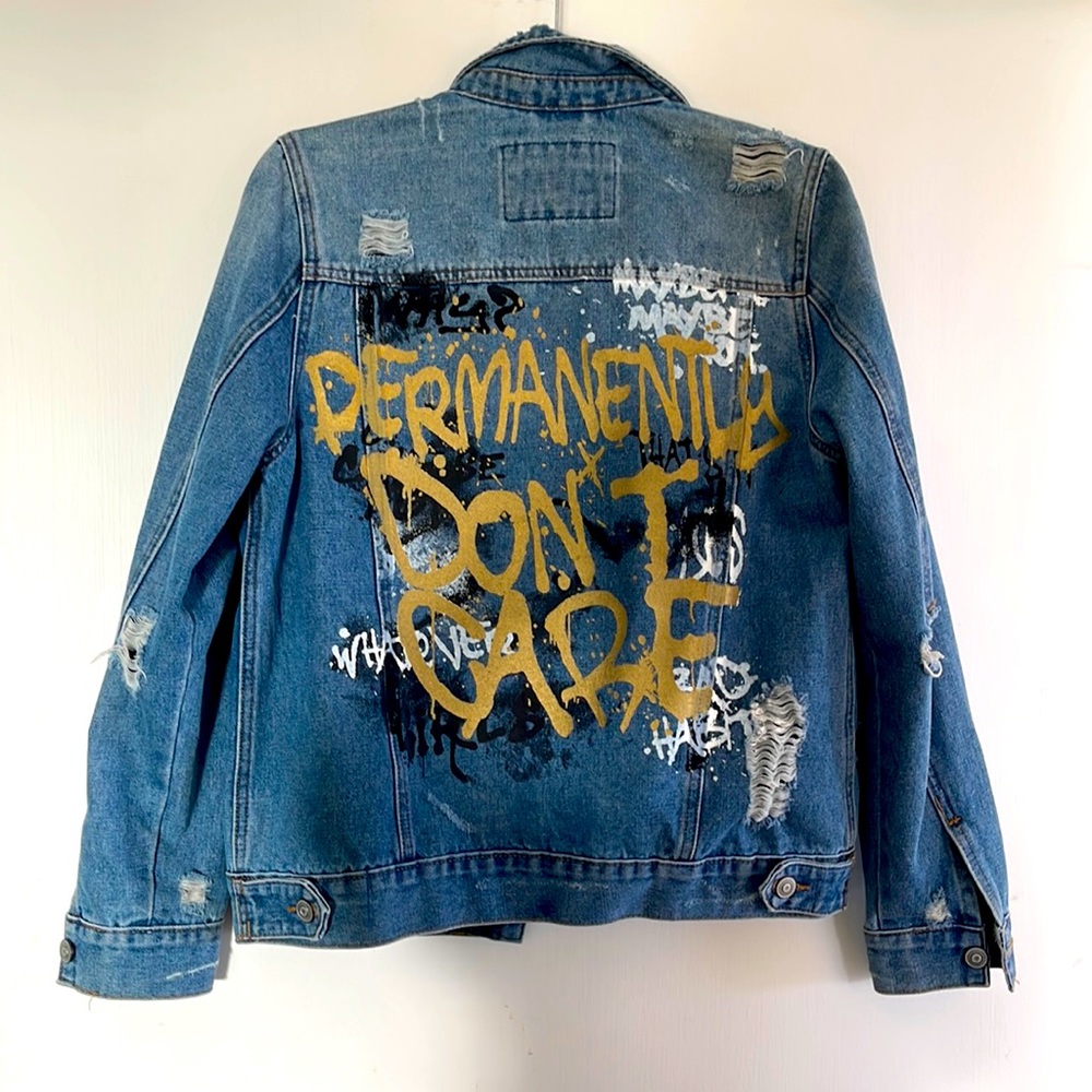 Five by five “permanently don’t care” denim jacket small blue graffiti